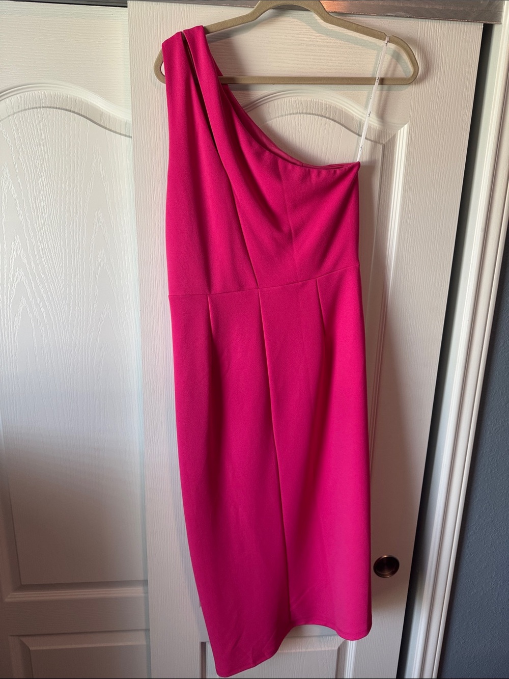 NWT Lulus One-Shoulder Fuchsia Cocktail Dress - Picture 4 of 4